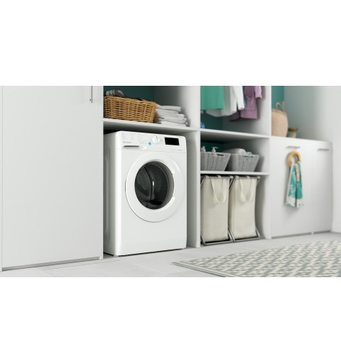 Indesit BWE 71285X W IT lavatrice Caricamento frontale 7 kg 1200 Giri min B Bianco