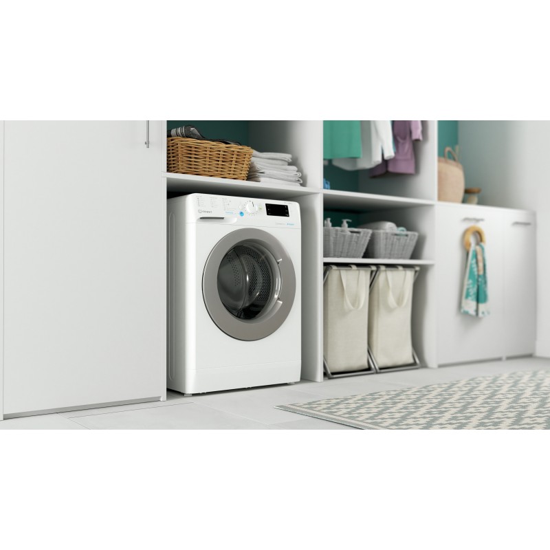 Indesit BWE 101486X WS IT lavadora Carga frontal 10 kg 1400 RPM A Blanco