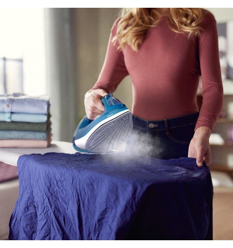 Philips 3000 series DST3040 70 iron Steam iron Ceramic soleplate 2400 W Blue