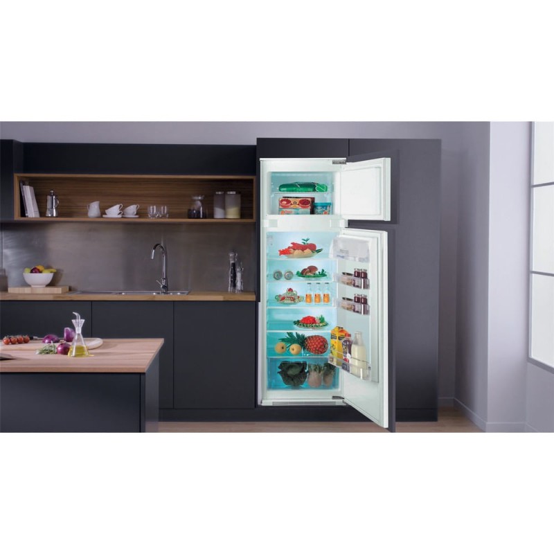 Hotpoint T 16 A2 D HA 1 réfrigérateur-congélateur Intégré (placement) 239 L F Acier inoxydable