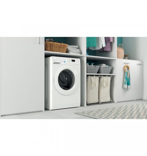 Indesit BWA 81285X W IT lavadora Carga frontal 8 kg 1200 RPM B Blanco