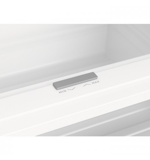 AEG SCB818E8TS frigorifero con congelatore Da incasso 256 L E