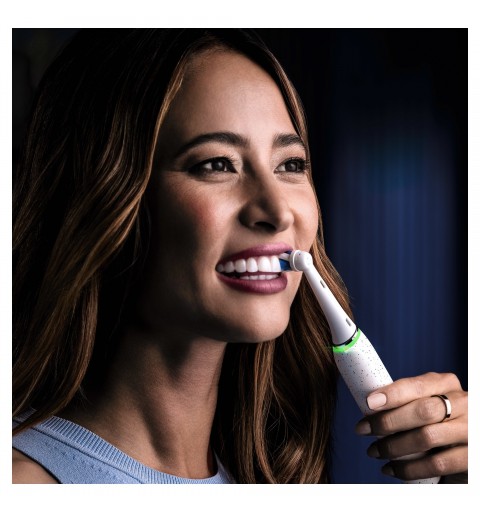 Oral-B iO SERIES 10 Adult Vibrating toothbrush White