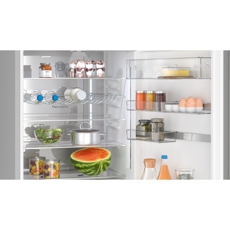 Bosch Serie 6 KGN49AICT Kühl- und Gefrierkombination Freistehend 440 l C Edelstahl