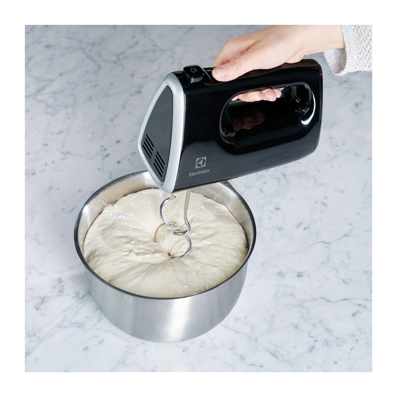 Electrolux EHM3310 Hand mixer 450 W Black