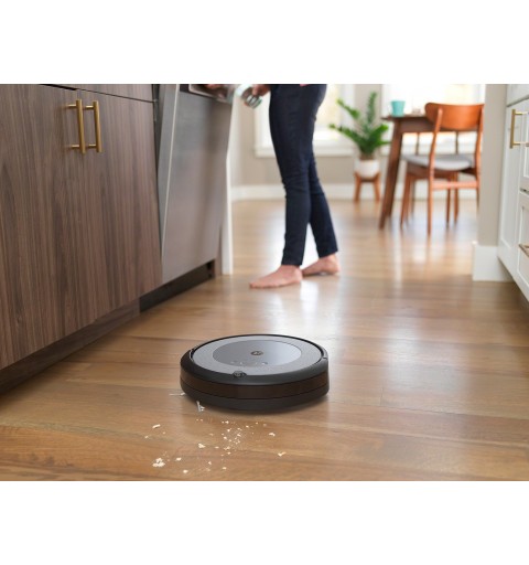 iRobot Roomba i5 aspirapolvere robot Senza sacchetto Grigio chiaro