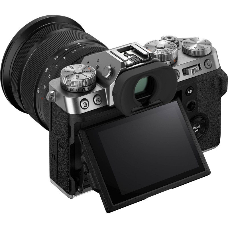 Fujifilm X -T5 + XF16-80mmF4 R OIS WR MILC 40,2 MP X-Trans CMOS 5 HR 7728 x 5152 Pixel Argento