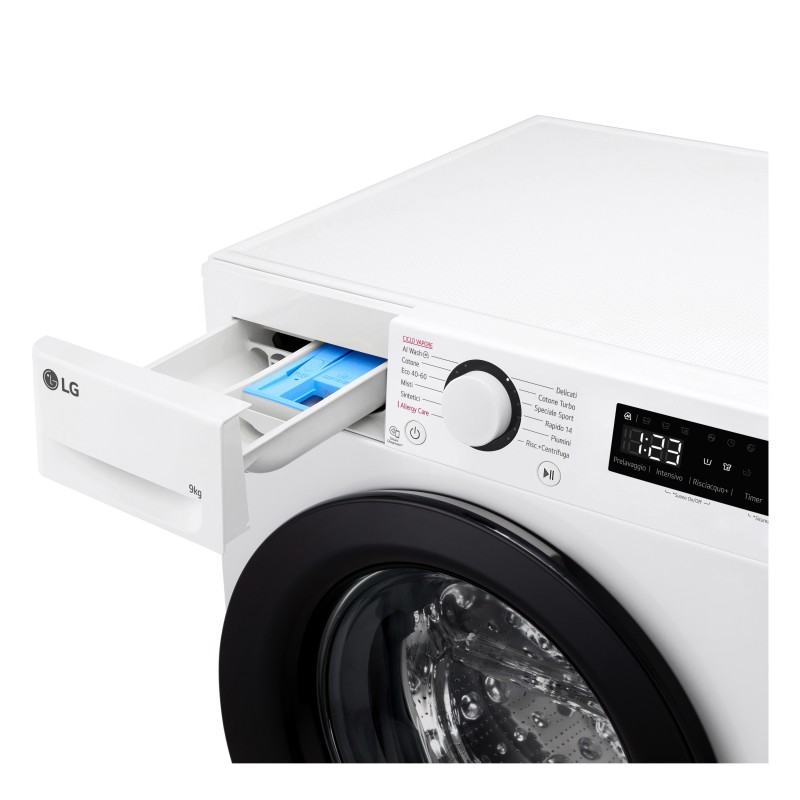 LG F4R3009NSWB washing machine Front-load 9 kg 1400 RPM A White