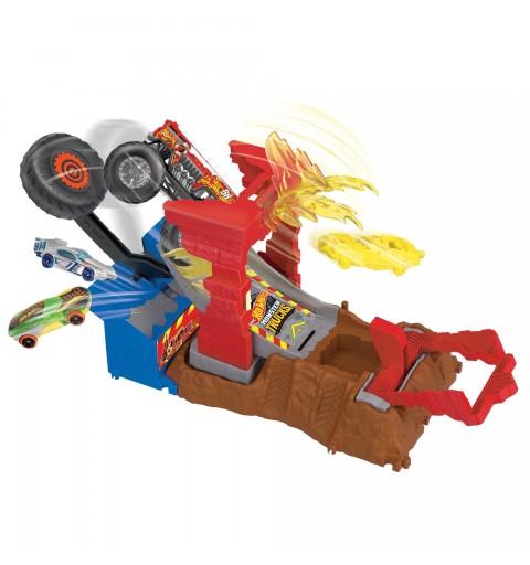Hot Wheels Monster Trucks Arena Smashers 5-Alarm Crash Challenge Playset