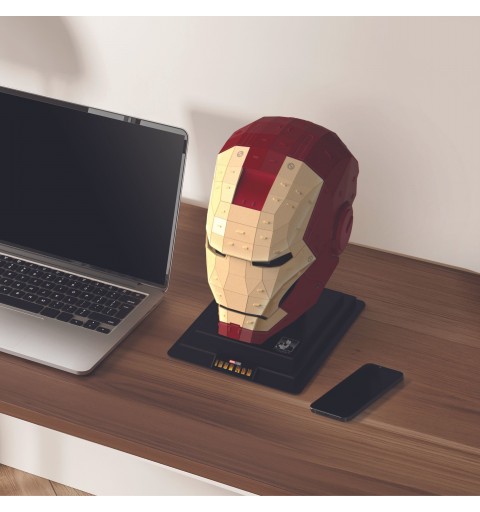 Spin Master 4D Build, kit de maqueta de rompecabezas en 3D de Iron Man de Marvel, 96 piezas | Casco de Iron Man para decoración