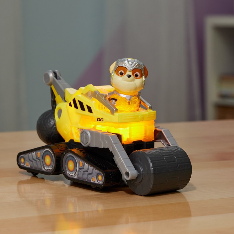 PAW Patrol La patrulla canina la Superpelícula, camión de construcción de juguete con figura de acción de Rubble de los Mighty