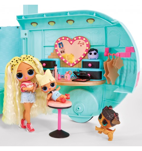 L.O.L. Surprise! Glam N' Go Camper Doll camper