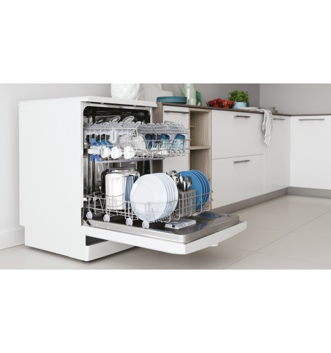 Indesit D2F HK26 Freistehend 14 Maßgedecke E