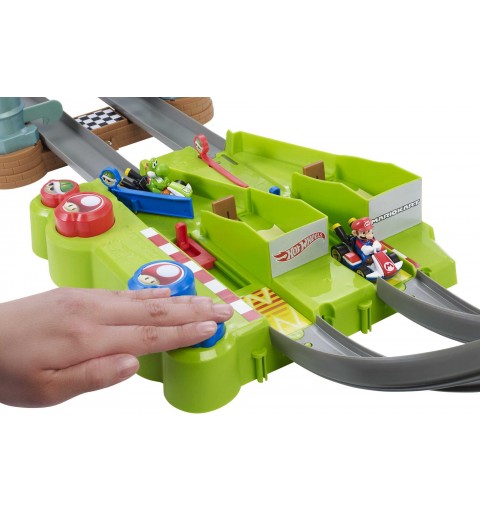 Hot Wheels Mario Kart Circuit Track Set