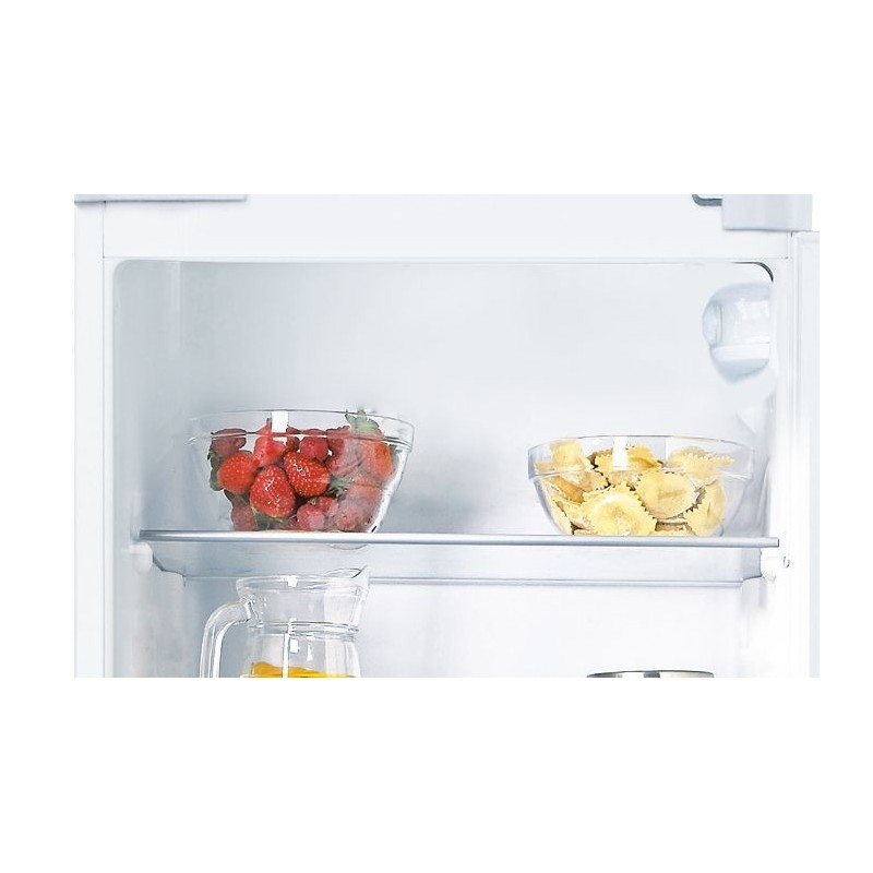 Candy CTM516EW réfrigérateur-congélateur Intégré 242 L E