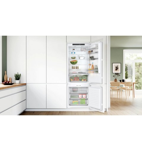 Bosch Serie 4 KBN96ADD0 Kühl- und Gefrierkombination Integriert 381 l D Weiß