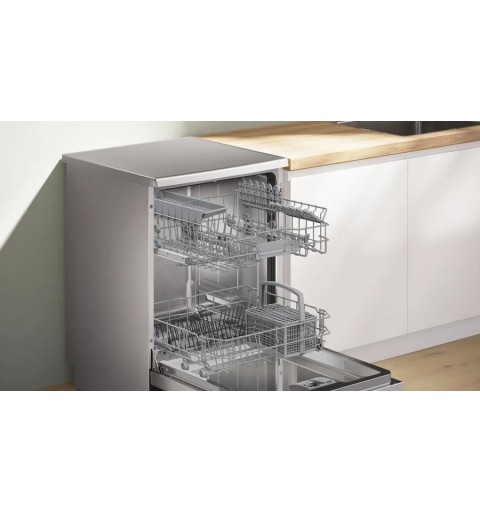 Bosch Serie 2 SMS2HTI02E Spülmaschine Freistehend 13 Maßgedecke D