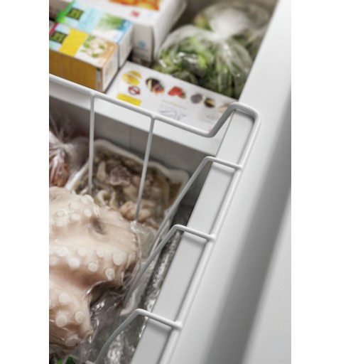 Indesit OS 2A 450 H Arcón congelador Independiente 437 L E Blanco