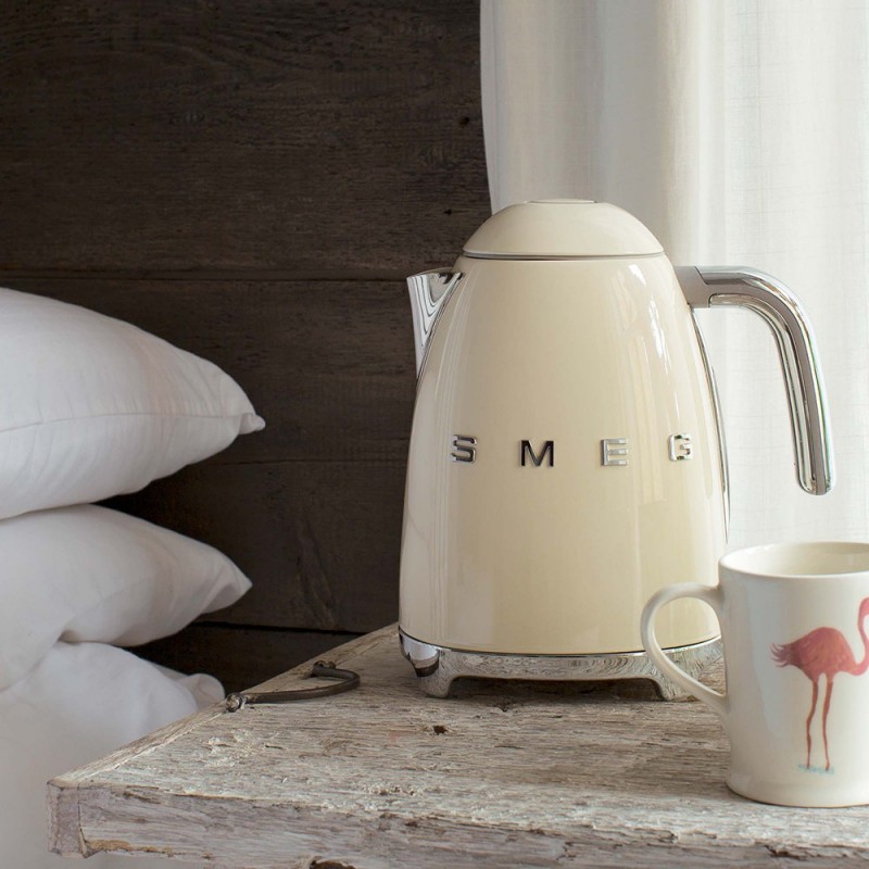 Smeg electric kettle KLF03CREU (Cream)