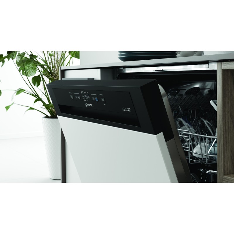 Indesit I3B L634 B Halb integriert 14 Maßgedecke D