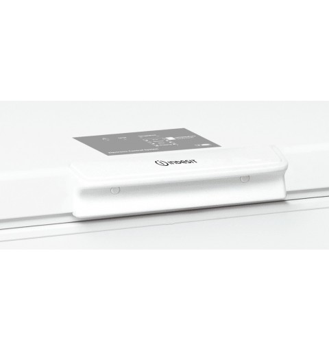 Indesit OS 1A 204 H FO Arcón congelador Independiente 204 L E Blanco