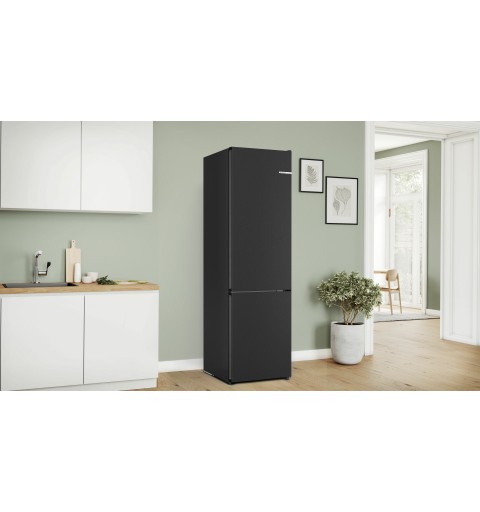 Bosch Serie 4 KGN392XCF Kühl- und Gefrierkombination Freistehend 363 l C Schwarz