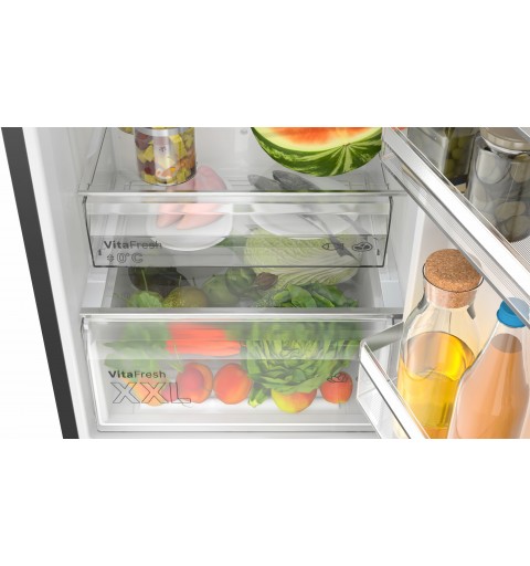 Bosch Serie 4 KGN392XCF Kühl- und Gefrierkombination Freistehend 363 l C Schwarz