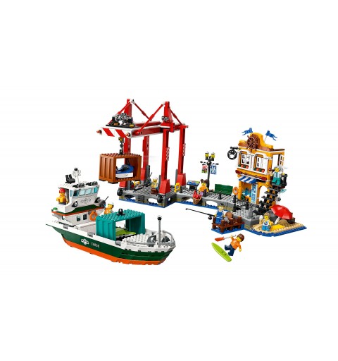 LEGO Le port et le navire marchand