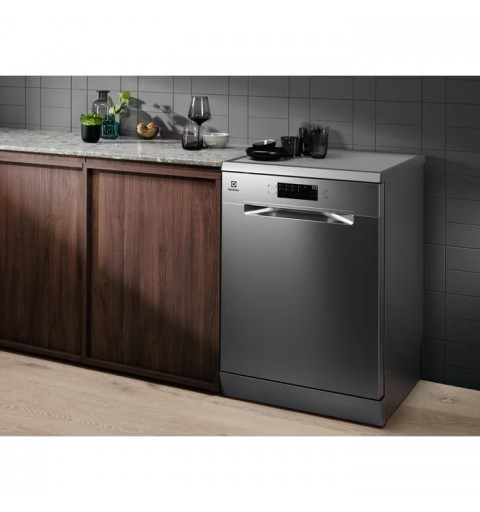 Electrolux ESA47200SX Freistehend 13 Maßgedecke E