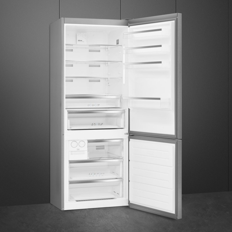 Smeg FC48XNE fridge-freezer Freestanding 481 L E Stainless steel