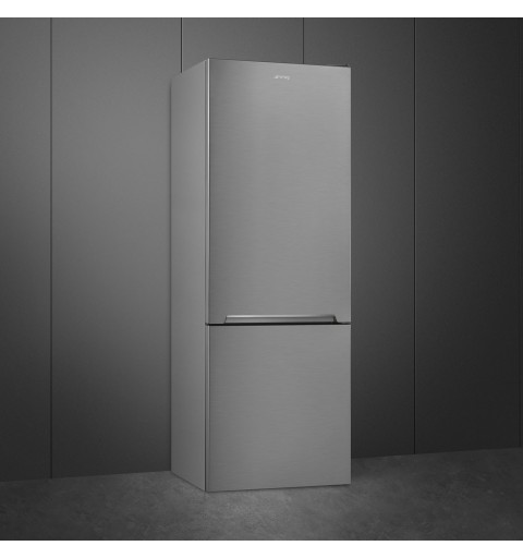 Smeg FC48XNE fridge-freezer Freestanding 481 L E Stainless steel