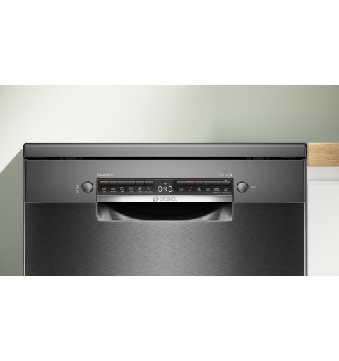 Bosch Serie 4 SMS4EMC06E Lavastoviglie da libera installazione 60 cm Acciaio nero Classe B