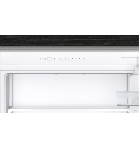 Siemens iQ100 KI86VNSE0 Kühl- und Gefrierkombination Integriert 267 l E Weiß