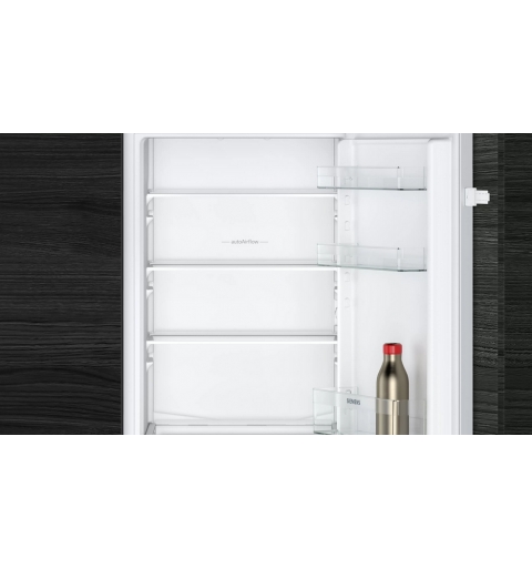 Siemens iQ100 KI86VNSE0 nevera y congelador Integrado 267 L E Blanco