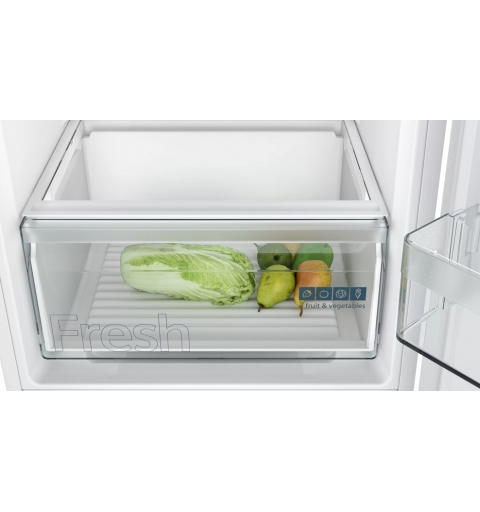 Siemens iQ100 KI86VNSE0 Kühl- und Gefrierkombination Integriert 267 l E Weiß