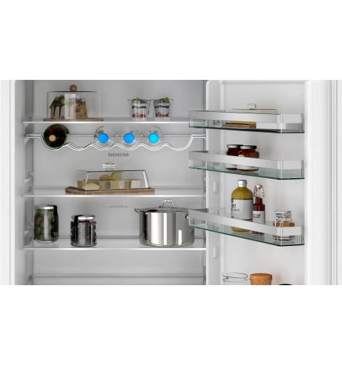 Siemens iQ300 KB96NVSE0 nevera y congelador Integrado 383 L E Blanco