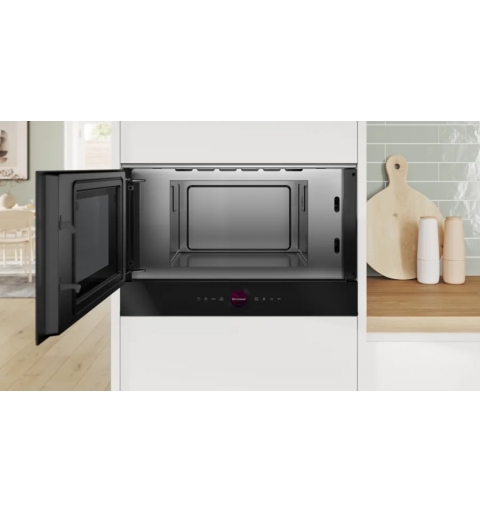 Bosch Serie 8 BFL7221B1 micro-onde Noir Micro-onde simple Intégré 21 L 900 W