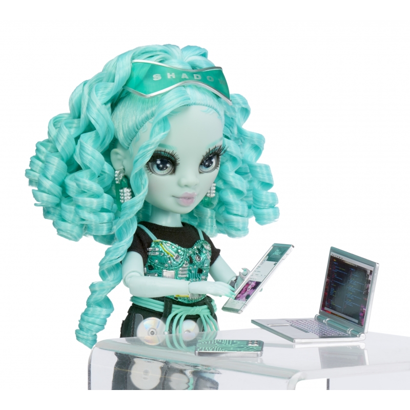 MGA Entertainment Shadow High F23 Poupée mannequin Vert