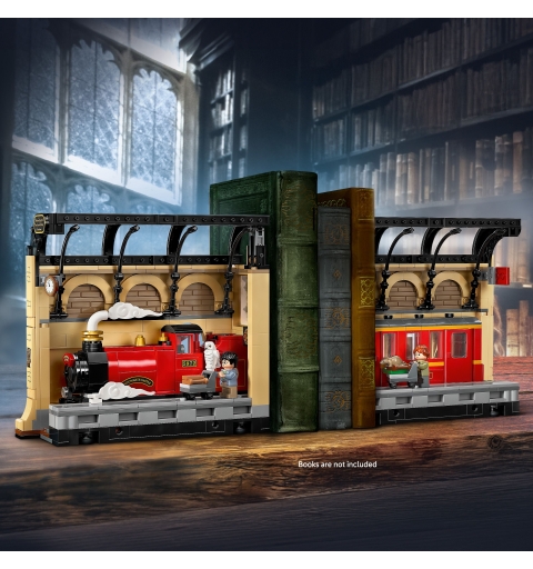 LEGO Book Nook Hogwarts™ Express