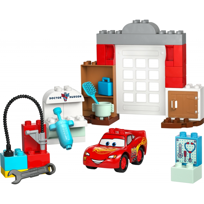 LEGO Visita de McQueen al Taller de Doc