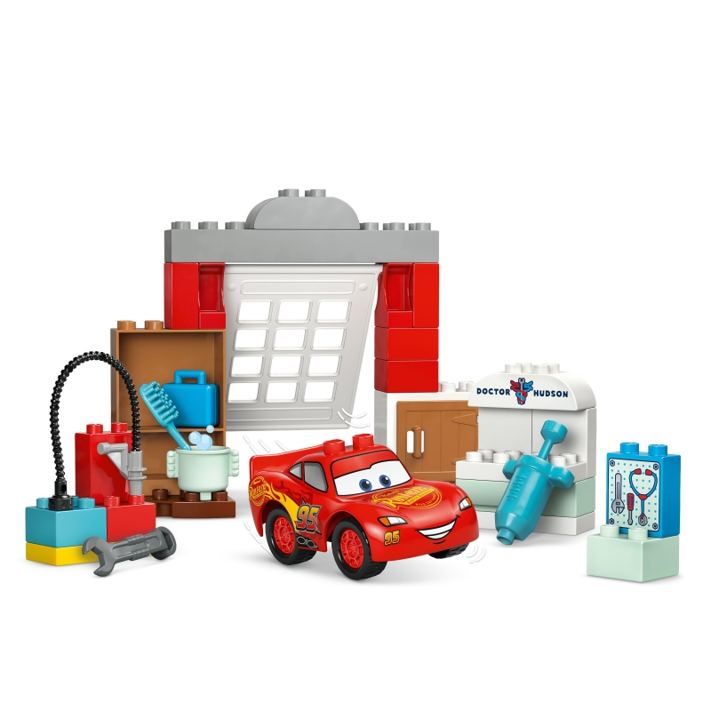 LEGO Visita de McQueen al Taller de Doc