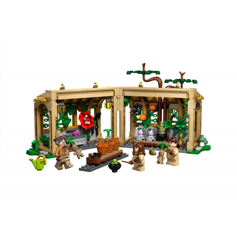 LEGO Harry Potter Hogwarts™ Castle Herbology Class