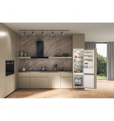 Whirlpool WHC20D023B1 SF Built-in 300 L E White