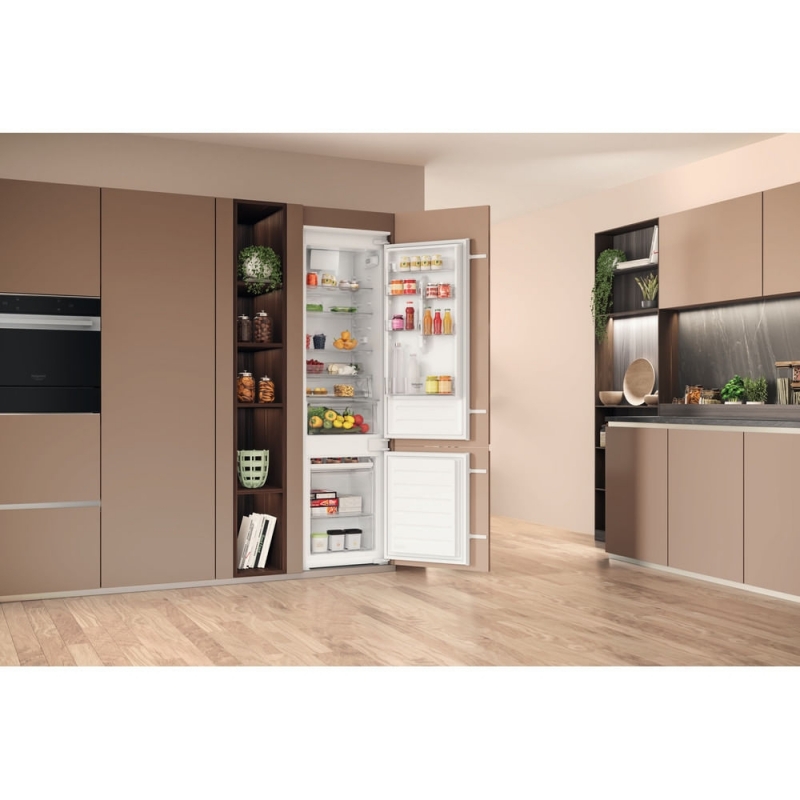 Hotpoint HAC20D011A1 Built-in 300 L E White