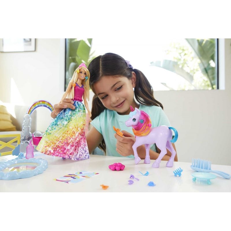 Barbie Fantasy Poupée et Licorne Coffret avec Selle, Brosse et Accessoires (HYT62) au meilleur prix sur Barbie Fantasy Poupée et Licorne Coffret avec Selle, Brosse et Accessoires (HYT62) au meilleur prix sur
