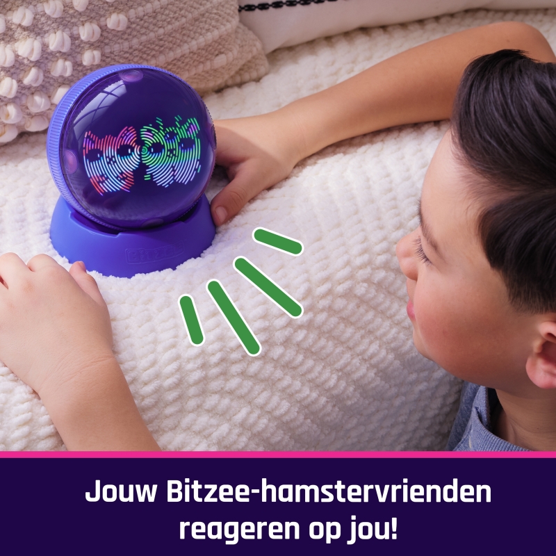 Bitzee, Il tuo Criceto Interattivo, Hamster Ball con oltre 20 criceti all'interno da collezionare, rotola e reagisce al tocco,