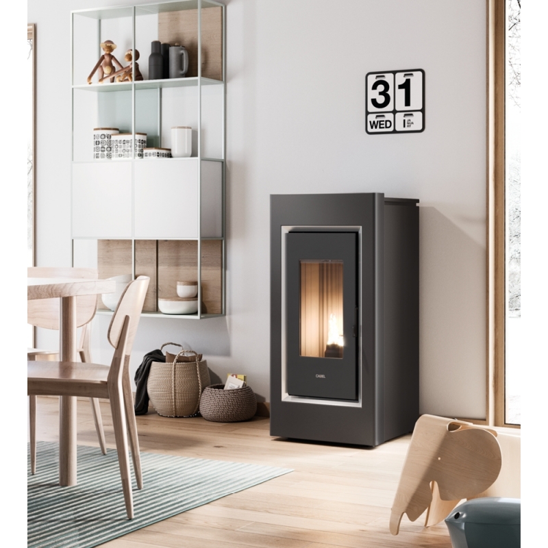 Cadel Prince 11 Freestanding Pellet Black, White