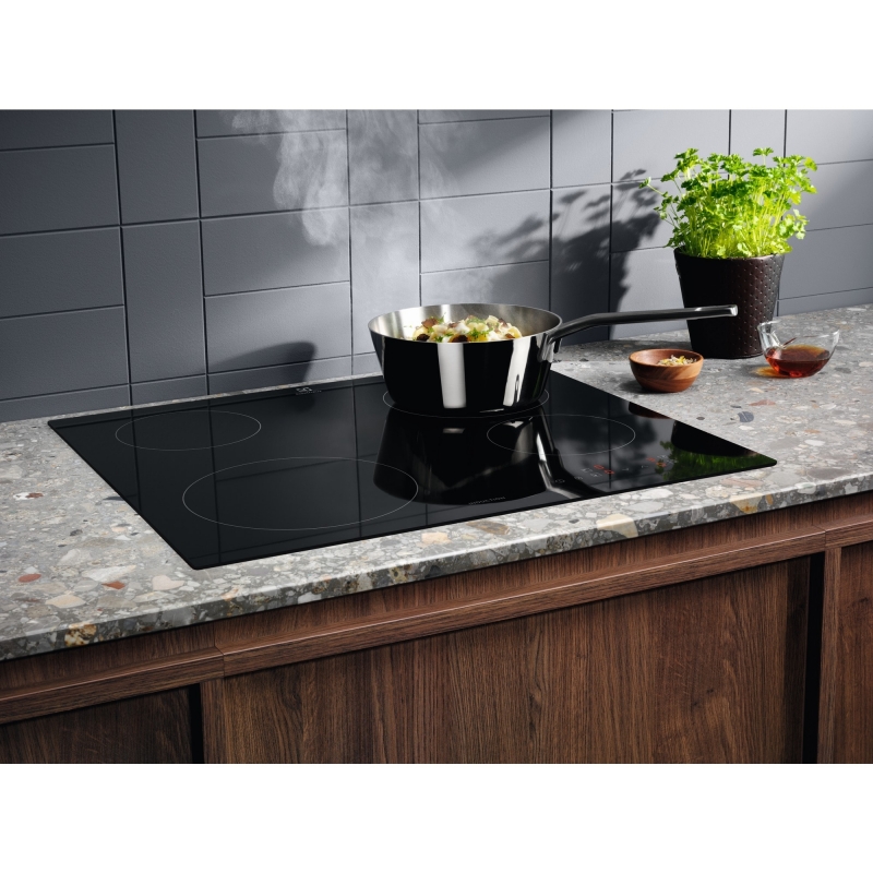 Electrolux Serie 300 EIB60424C Schwarz Integriert 59 cm Zonen-Induktionskochfeld 4 Zone(n)