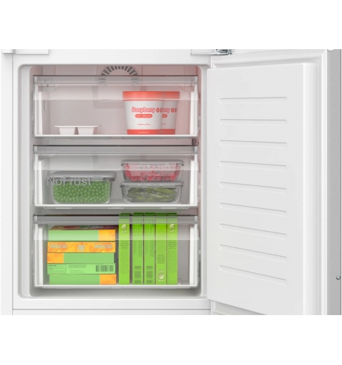 Bosch Serie 4 KIN96VFD0 frigorifero con congelatore Da incasso 290 L D Bianco
