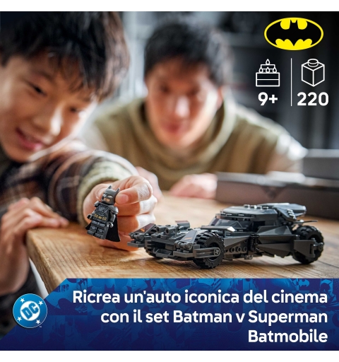 LEGO Batman vs. Superman Batmobil